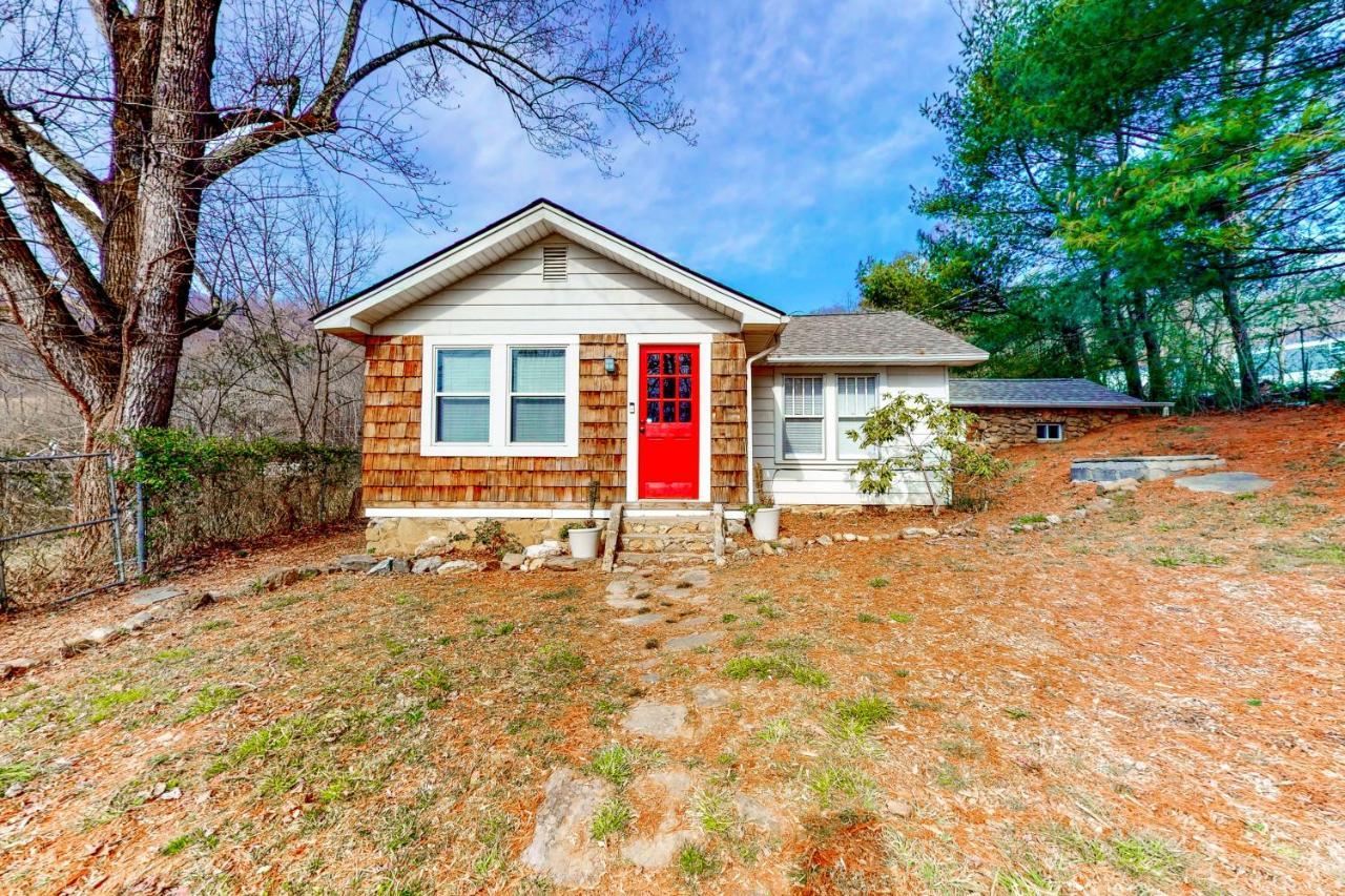 Colorful Cove Villa Candler Exterior photo